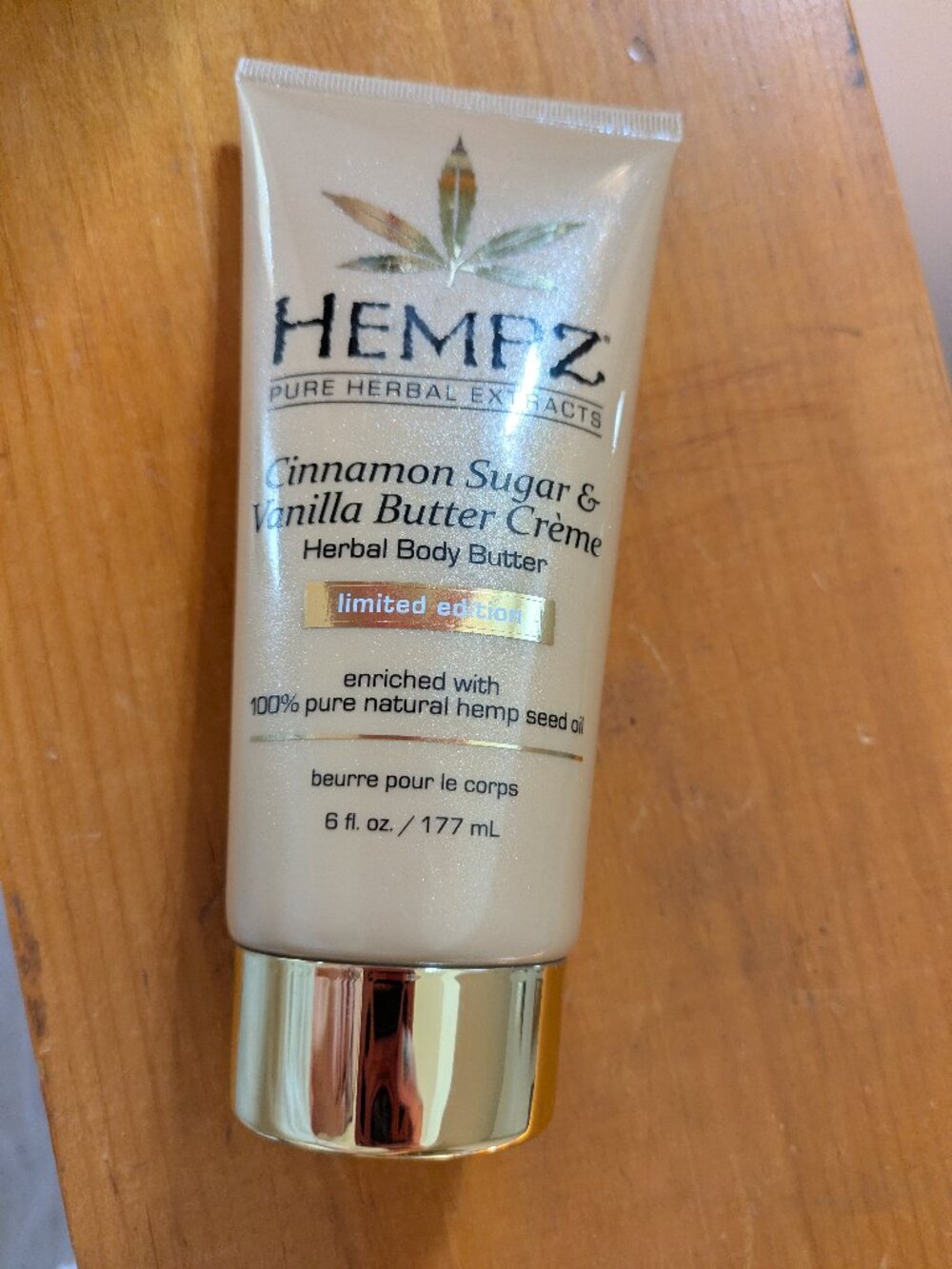 hempz 6 oz cinnamon sugar & vanilla butter creme limited edition body creme